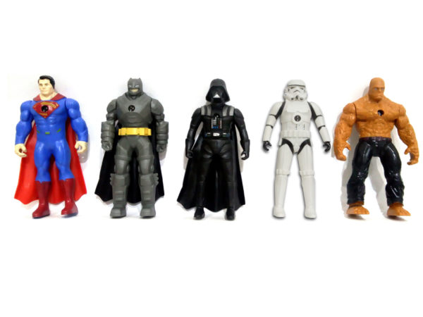 Pack of 5 DC Comics Action Figures With Projector Function - Batman vs Superman - 6 inches