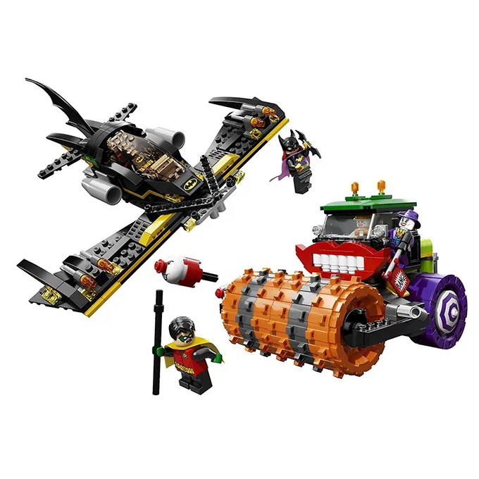 Batman - Robin & Batgirl: Batwing vs The Joker Steam Roller Building Blocks - 10228 - Image 3