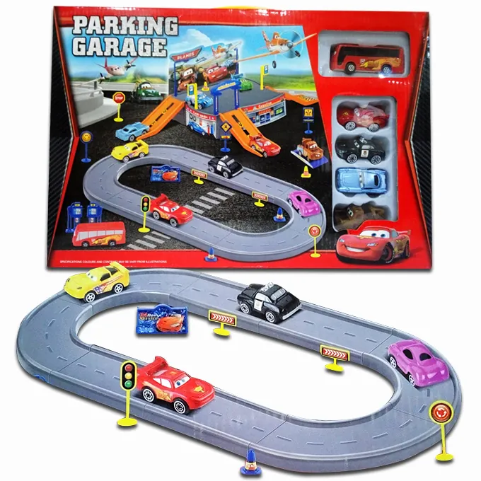 Cars: Lightning McQueen & Friends Diecast Parking Garage Play Set - Image 2