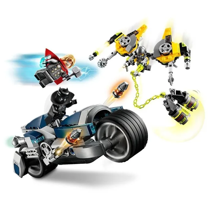 Avengers Bike Assault Building Kit - 244 Parts - Image 2