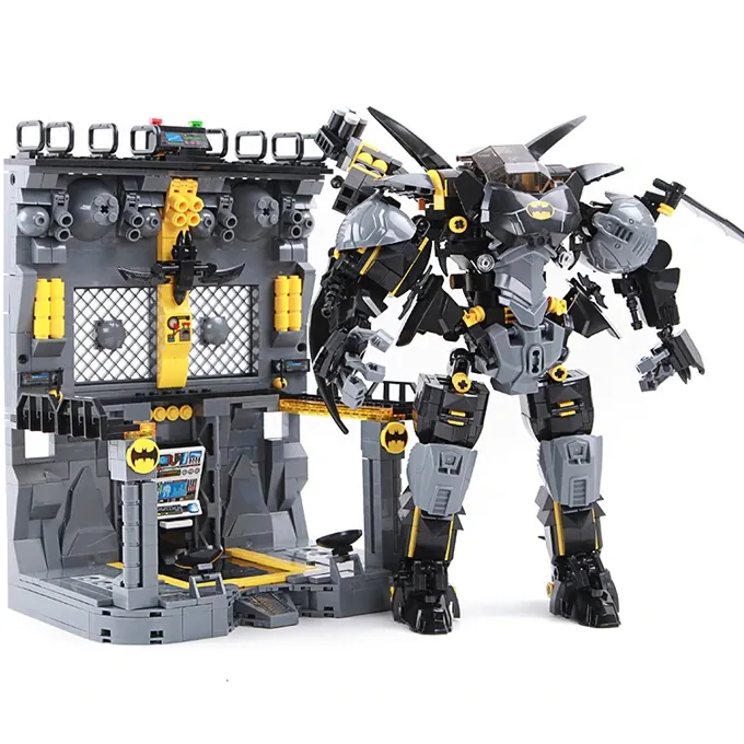 Batman Mech Armor with Base Building Kit - Image 2