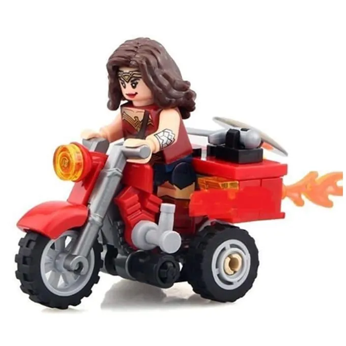 Wonder Woman Motorcycle Building Kit - Creative DIY Toy for Kids