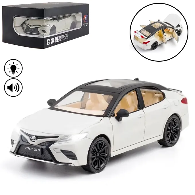Toyota Camry Die-Cast Car - 1:24 Scale with Openable Doors and Trunk - White