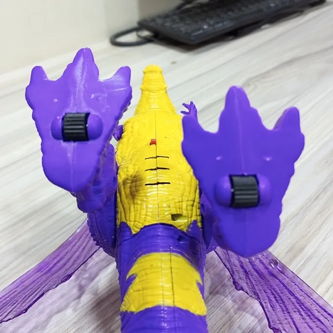 Smoke Dragon Toy with Lights and Sound - High-Quality Activity Toy - Image 4