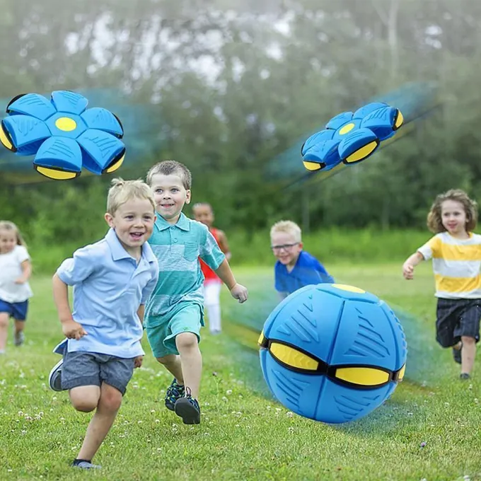 Flying Throw Disc Ball Toy - 3 LED Lights Soft Outdoor Toy - Random Color - Image 9