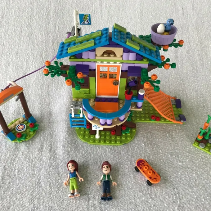 Treehouse Friends Building Kit - 365+ Parts - Image 8