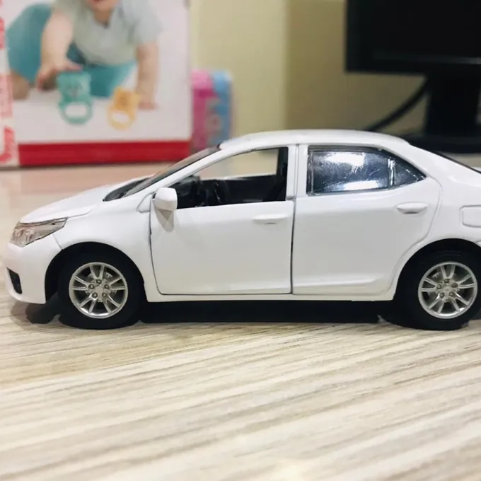 Toyota Corolla Grande Die-Cast Model - 5 Inches with Lights and Sound - White - Image 5