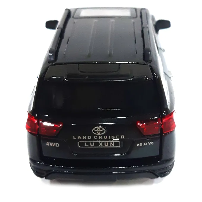 Toyota Land Cruiser 2024 Die-Cast Model - 1:28 Scale with Openable Doors - Black - Image 2